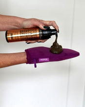 Load image into Gallery viewer, Bronze On Applicator Mitt